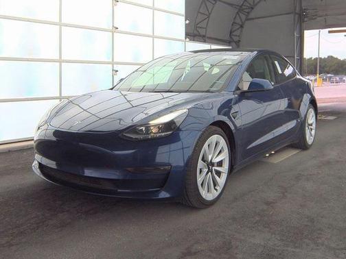2022 Tesla Model 3 Standard Range