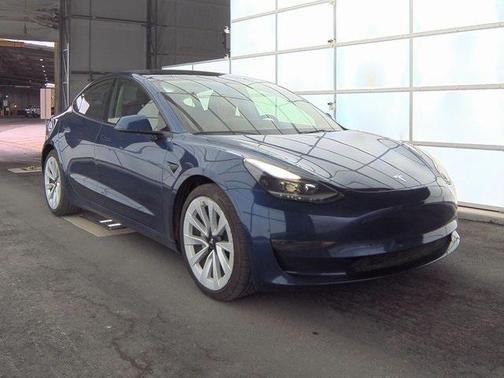 2022 Tesla Model 3 Standard Range
