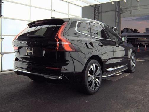 2022 Volvo XC60 B6 Inscription