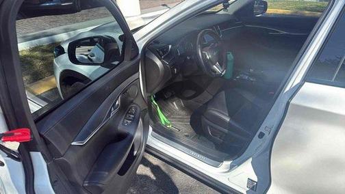 2024 INFINITI QX50 LUXE