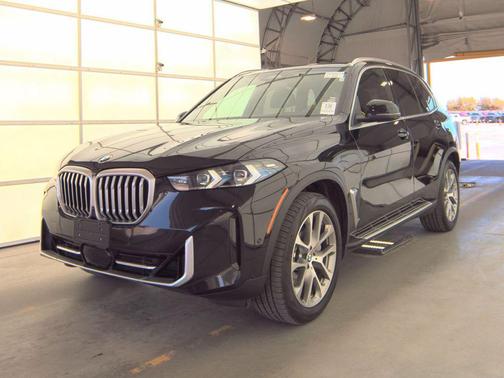 Black Sapphire Metallic 2025 BMW X5 sDrive40i
