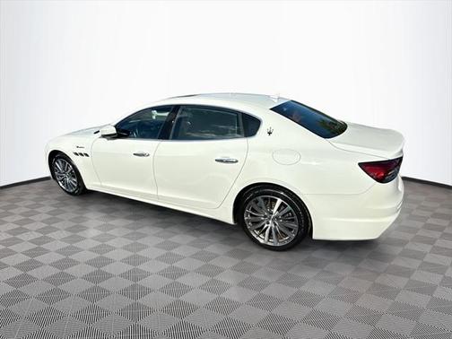 2022 Maserati Quattroporte Modena