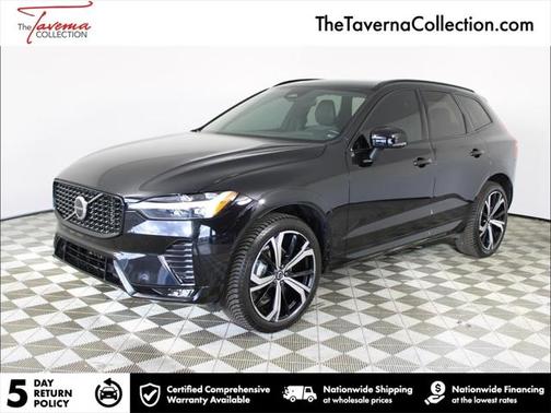 2022 Volvo XC60 B5 R-Design
