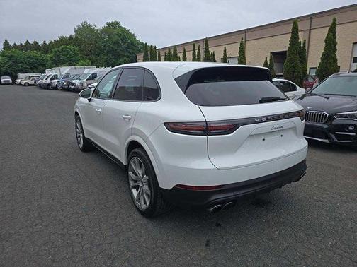 2020 Porsche Cayenne Base