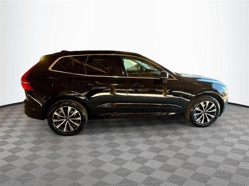 2023 Volvo XC60 B5 Core