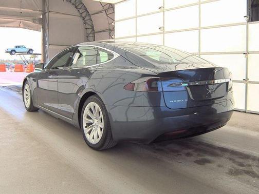 2017 Tesla Model S 75D