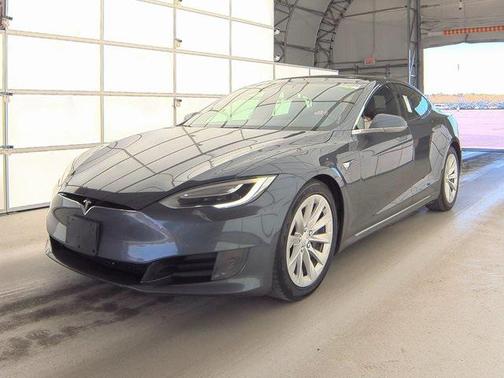 2017 Tesla Model S 75D