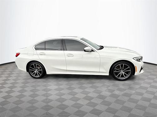 2019 BMW 330 330i