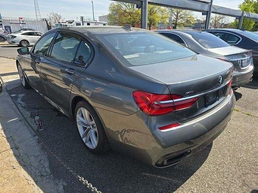 2017 BMW 750 i xDrive