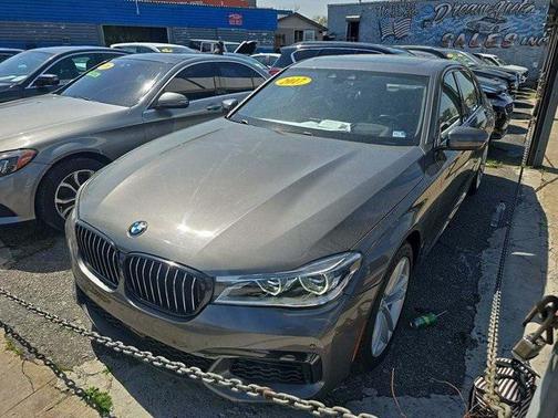 2017 BMW 750 i xDrive