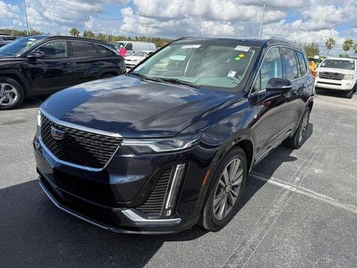 2021 Cadillac XT6 Premium Luxury FWD