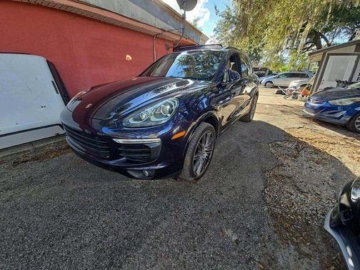 2018 Porsche Cayenne Platinum Edition