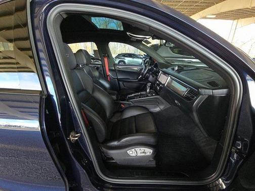 2021 Porsche Macan GTS