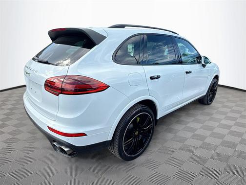 2017 Porsche Cayenne S