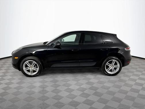 2021 Porsche Macan Base