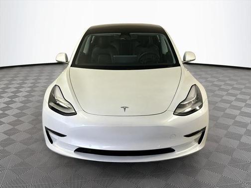 2020 Tesla Model 3 Standard Range
