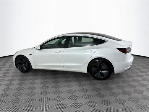 2020 Tesla Model 3 Standard Range