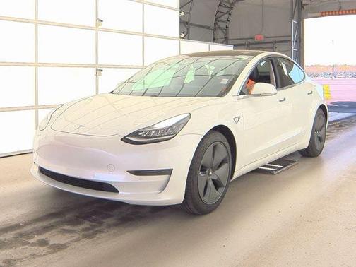 2020 Tesla Model 3 Standard Range