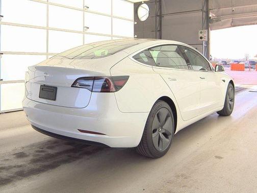 2020 Tesla Model 3 Standard Range