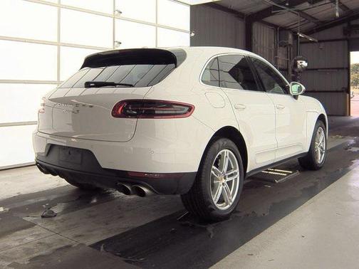 2018 Porsche Macan Base