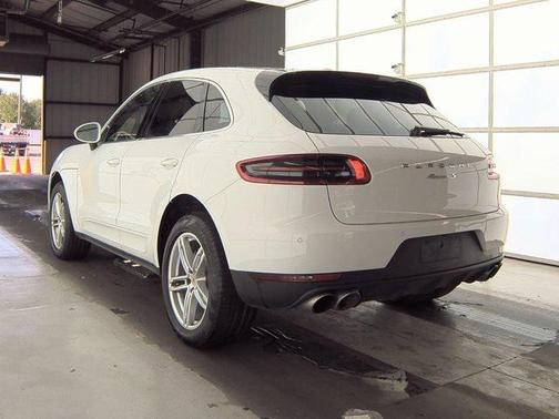 2018 Porsche Macan Base