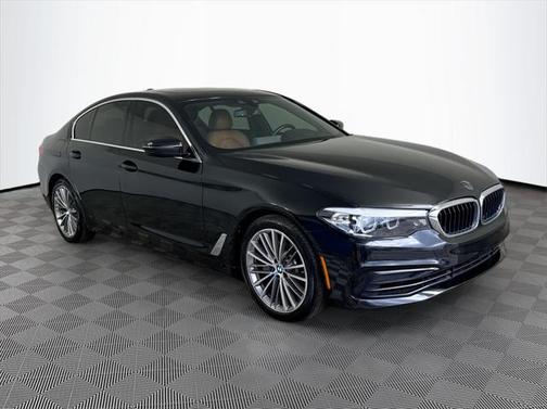 2019 BMW 540 540i