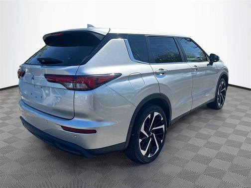 2022 Mitsubishi Outlander ES 2.5 2WD