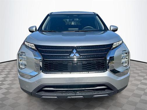 2022 Mitsubishi Outlander ES 2.5 2WD