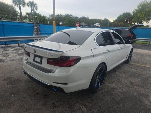 2019 BMW 530 530i