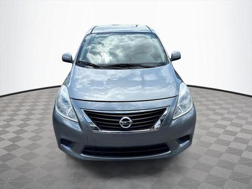 2012 Nissan Versa 1.6 S