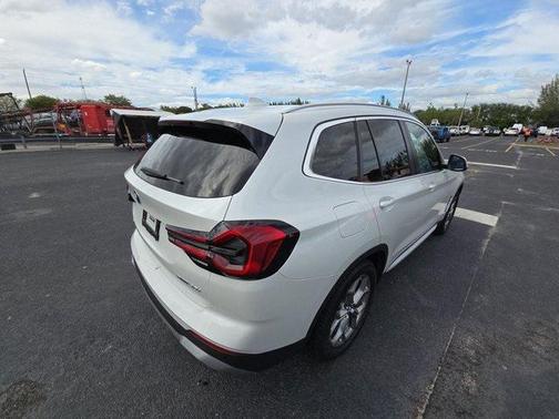 2022 BMW X3 sDrive30i