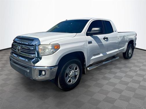 2017 Toyota Tundra SR5