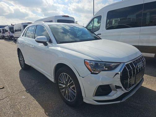 2021 Audi Q3 40 Premium