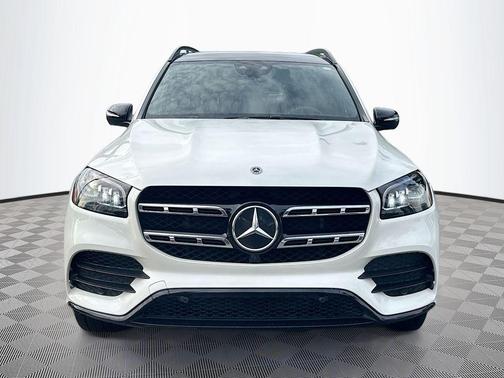 MANUFAKTUR Diamond White Metallic 2023 Mercedes-Benz GLS 450 4MATIC