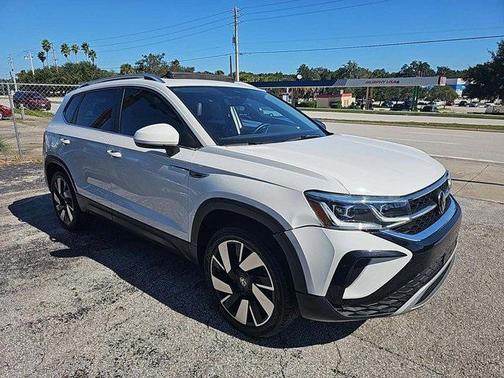 2024 Volkswagen Taos 1.5T SEL