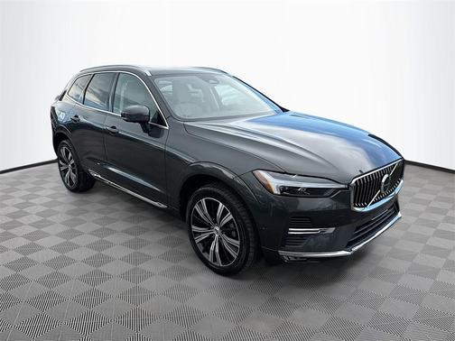 2022 Volvo XC60 B5 Inscription
