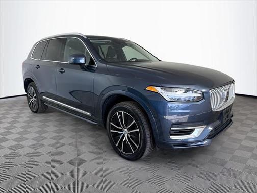 2022 Volvo XC90 Recharge Plug-In Hybrid T8 Inscription Expression 6 Passenger