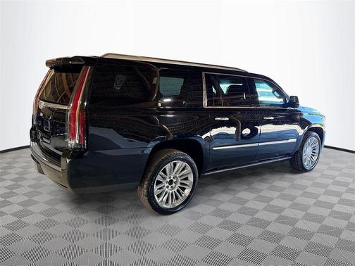 2018 Cadillac Escalade ESV Platinum