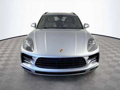 2020 Porsche Macan Base