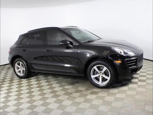 2018 Porsche Macan Base