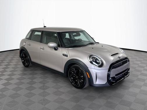 2024 MINI Hardtop Cooper S