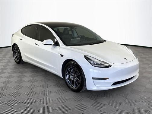 2020 Tesla Model 3 Long Range
