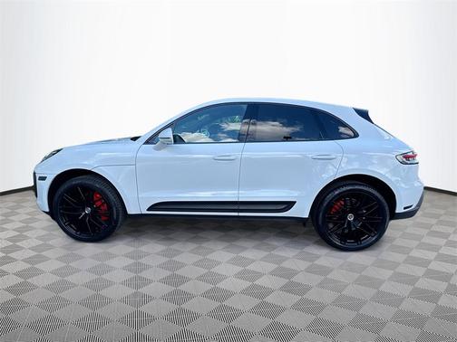 2023 Porsche Macan T