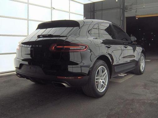 2018 Porsche Macan Base