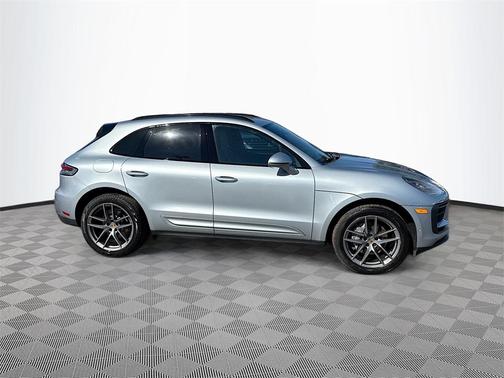 2023 Porsche Macan 