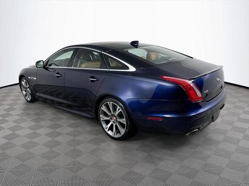 2019 Jaguar XJ R-Sport