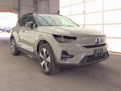 2023 Volvo XC40 Recharge Pure Electric Twin Plus