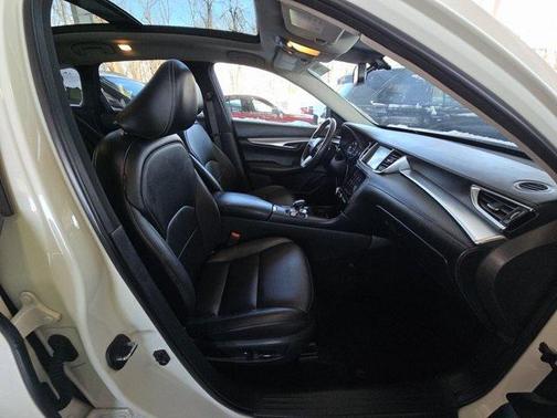 2019 INFINITI QX50 Luxe