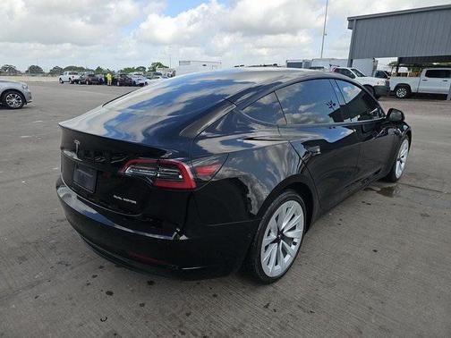 2022 Tesla Model 3 Long Range