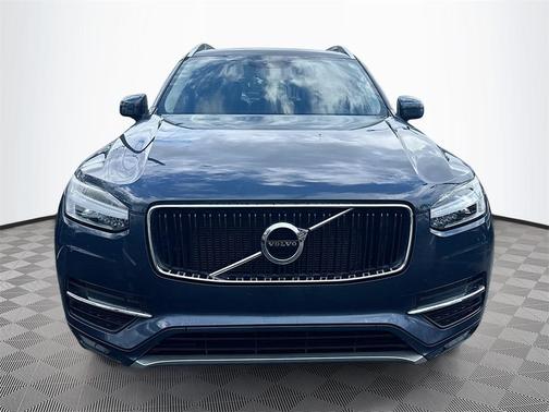 2019 Volvo XC90 T5 Momentum